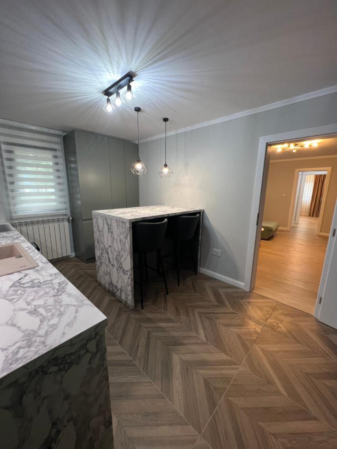 Apart Central Apartment *
